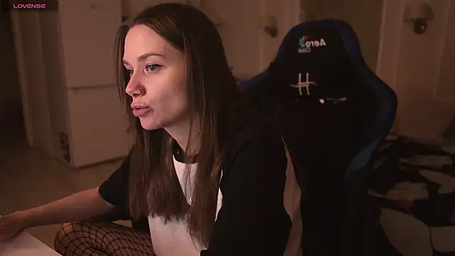 alexa feels  online show from February 16, 6:43 pm