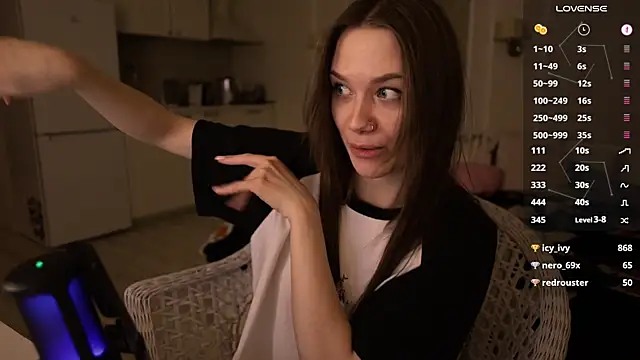 alexa feels  online show from February 22, 6:30 pm