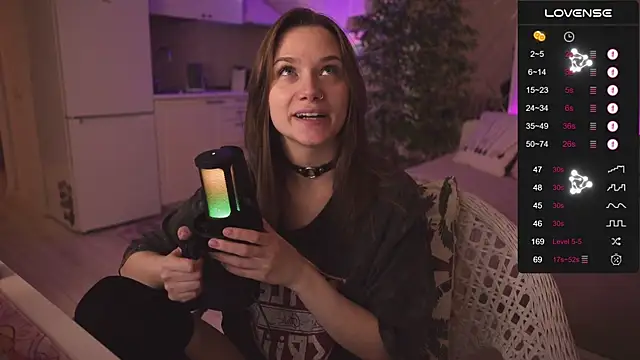 alexa feels  online show from November 7, 4:07 pm