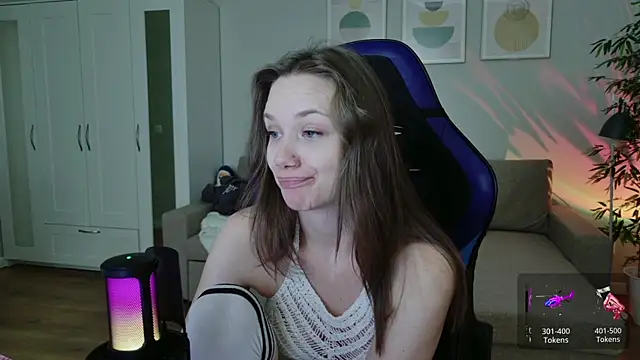 alexa feels  online show from April 30, 4:24 pm