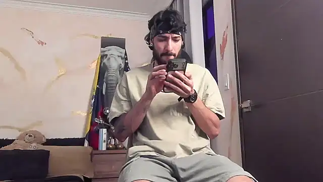 bakersboyssexys online show from March 15, 12:16 am