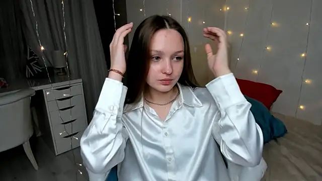 Snapshot of LorettaBierlly chatting on February 9, 6:58 pm LorettaBierlly online show from February 9, 6:58 pm