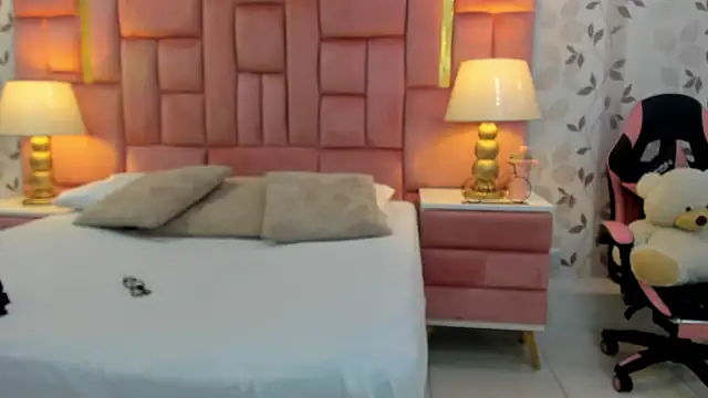 ArianaFranco online show from April 15, 2:24 pm