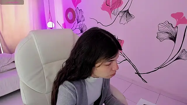 Snapshot of Isabela_Fiorelli chatting on April 28, 1:27 pm Isabela Fiorelli online show from April 28, 1:27 pm