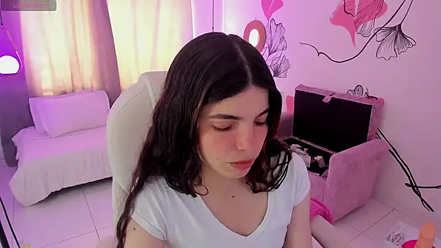 Snapshot of Isabela_Fiorelli chatting on May 11, 2:45 pm Isabela Fiorelli online show from May 11, 2:45 pm