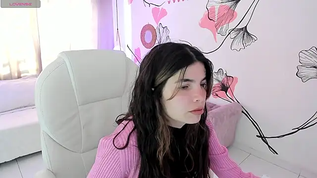 Snapshot of Isabela_Fiorelli chatting on June 1, 1:35 pm Isabela Fiorelli online show from June 1, 1:35 pm