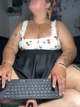 Snapshot of orianna_submissive24 chatting on May 24, 7:41 pm orianna submissive24 online show from May 24, 7:41 pm