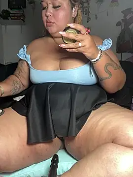 Snapshot of orianna_submissive24 chatting on June 7, 4:16 am orianna submissive24 online show from June 7, 4:16 am