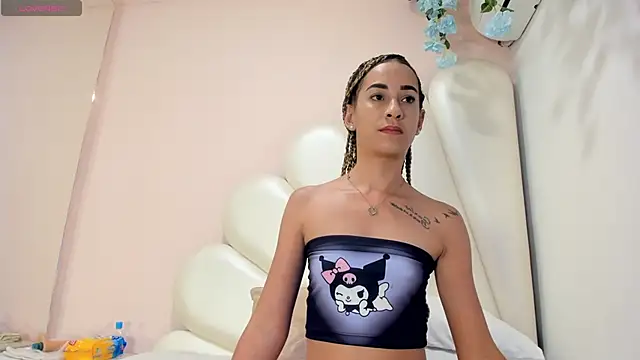 Snapshot of Olivia_Stevens chatting on February 20, 10:26 pm Olivia Stevens online show from February 20, 10:26 pm