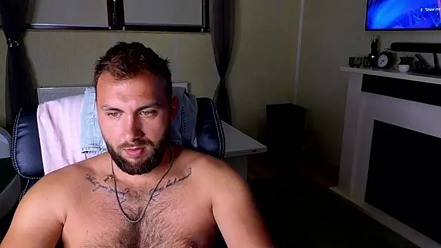 Snapshot of JamieNoxus chatting on June 17, 6:38 am JamieNoxus online show from June 17, 6:38 am