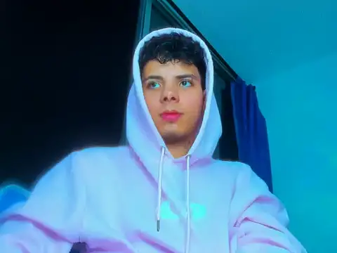 Alessandro 1610 online show from October 25, 5:15 am