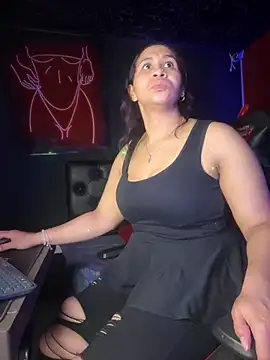 Carola-Ross online show from March 15, 2:56 am