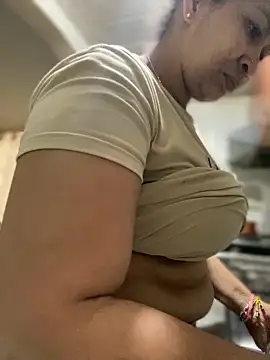 Carola-Ross online show from March 19, 5:17 pm