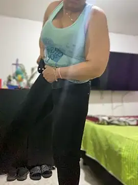 Carola-Ross online show from March 27, 5:01 pm