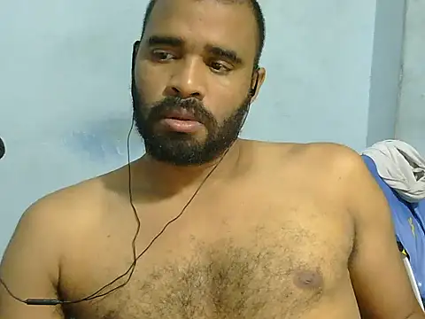 Snapshot of YOX22 chatting on July 20, 12:03 am YOX22 online show from July 20, 12:03 am
