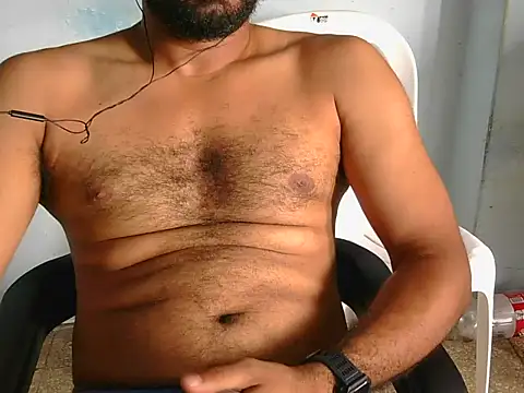 Snapshot of YOX22 chatting on July 28, 2:13 pm YOX22 online show from July 28, 2:13 pm