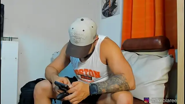 mikeblaree online show from February 9, 12:25 am