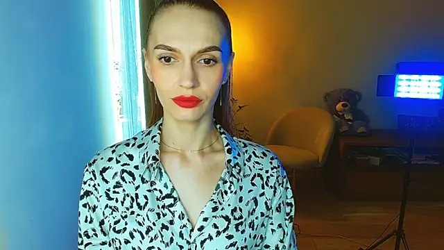 Lady Sunshine  online show from March 28, 7:30 am