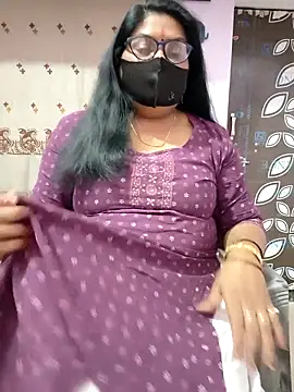 Snapshot of fuunalka chatting on April 18, 9:13 am fuunalka online show from April 18, 9:13 am
