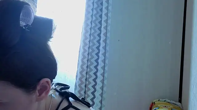 Snapshot of JoYung chatting on May 23, 11:47 am JoYung online show from May 23, 11:47 am