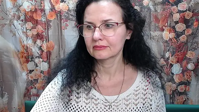 Snapshot of Miroslava_Happi chatting on April 23, 12:29 pm Miroslava Happi online show from April 23, 12:29 pm