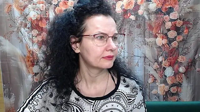Snapshot of Miroslava_Happi chatting on April 24, 5:43 am Miroslava Happi online show from April 24, 5:43 am