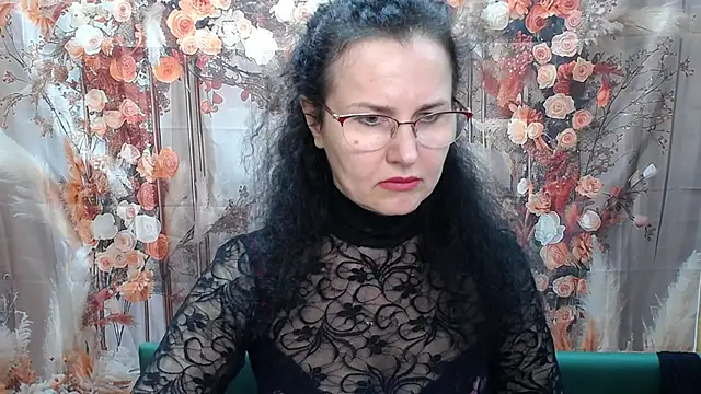 Snapshot of Miroslava_Happi chatting on April 25, 5:43 am Miroslava Happi online show from April 25, 5:43 am