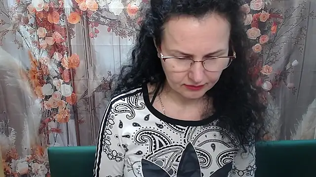 Snapshot of Miroslava_Happi chatting on May 1, 5:34 am Miroslava Happi online show from May 1, 5:34 am