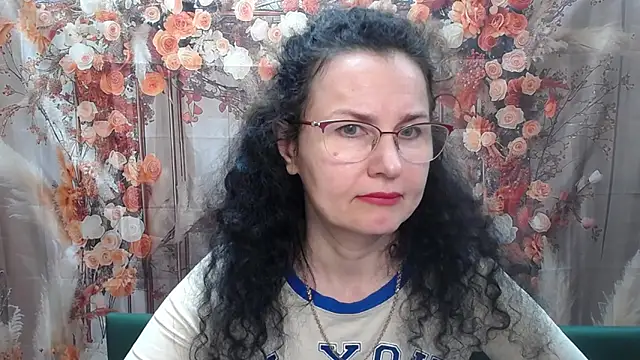 Snapshot of Miroslava_Happi chatting on May 3, 5:57 am Miroslava Happi online show from May 3, 5:57 am