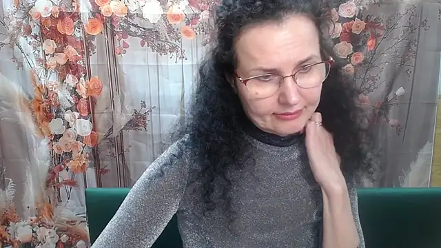 Snapshot of Miroslava_Happi chatting on May 15, 6:09 am Miroslava Happi online show from May 15, 6:09 am