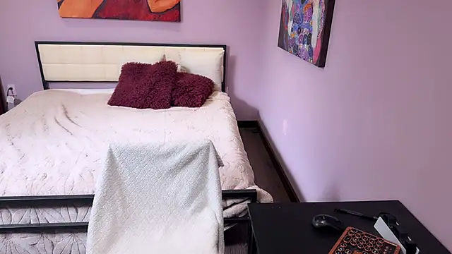 MrsJanetM online show from April 10, 4:50 am