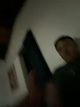 ElCangri19 online show from April 27, 5:05 am