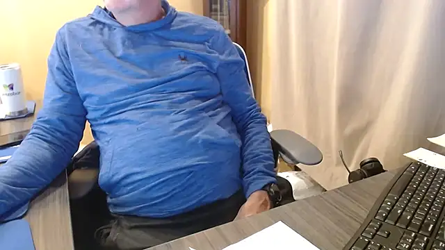 Snapshot of olderandwiser2 chatting on March 19, 4:03 am olderandwiser2 online show from March 19, 4:03 am