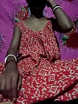 Snapshot of CuteRani001 chatting on September 18, 1:35 pm CuteRani001 online show from September 18, 1:35 pm