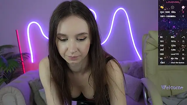 Snapshot of NikkyyLust chatting on March 15, 8:37 am NikkyyLust online show from March 15, 8:37 am
