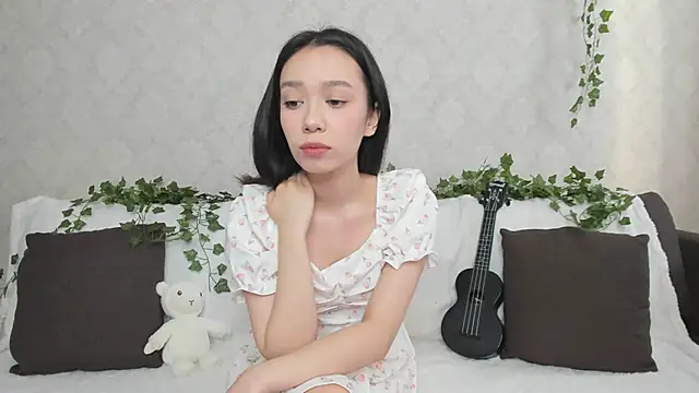 Snapshot of CherryMolly chatting on February 20, 11:53 am CherryMolly online show from February 20, 11:53 am