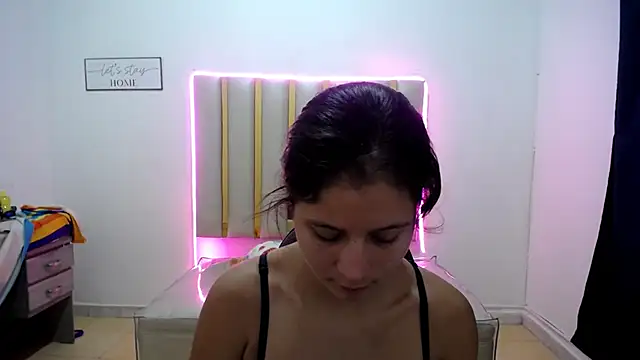 Snapshot of flakita_sexyhot chatting on September 20, 10:27 am flakita sexyhot online show from September 20, 10:27 am