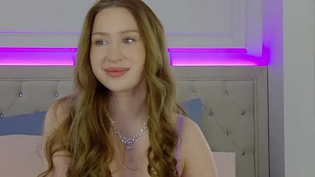 Snapshot of Jackie_White_ chatting on October 11, 2:44 am Jackie White  online show from October 11, 2:44 am