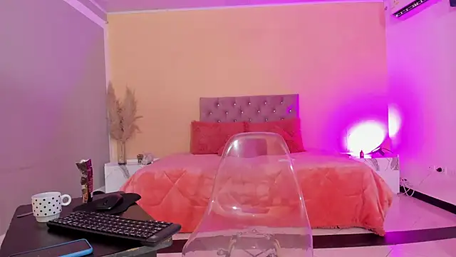 cristal crossfitx online show from November 26, 10:16 am