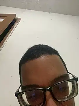 Snapshot of Diegodelicia chatting on May 11, 3:23 am Diegodelicia online show from May 11, 3:23 am