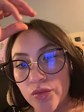 Snapshot of ValentinaOrtiz3 chatting on July 29, 3:26 am ValentinaOrtiz3 online show from July 29, 3:26 am