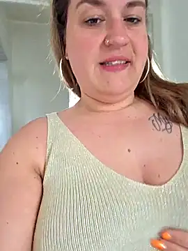 justtess online show from April 14, 12:44 pm