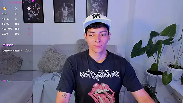 Snapshot of _JacobMiller__ chatting on February 25, 12:14 am JacobMiller online show from February 25, 12:14 am