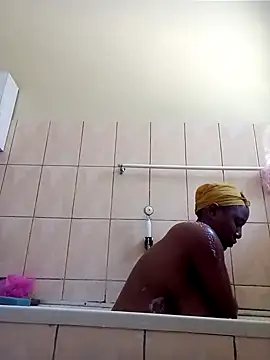 Coco Nile online show from October 22, 8:58 am