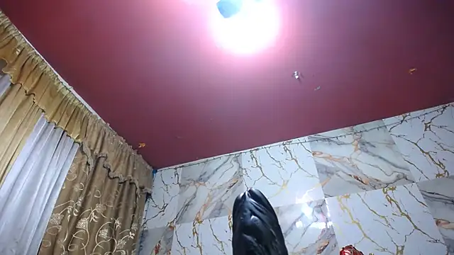 Snapshot of alina_maturehot chatting on January 17, 8:52 am alina maturehot online show from January 17, 8:52 am