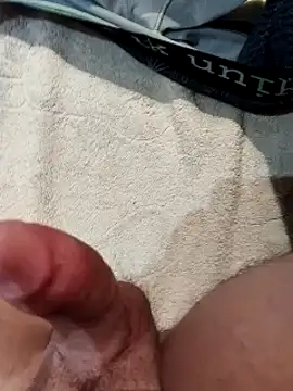 jojolecochon1 online show from March 7, 1:18 pm