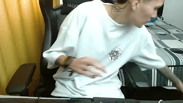 duo peludoo online show from February 18, 4:14 pm