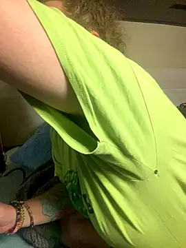 favoritestepsis online show from November 19, 9:09 am