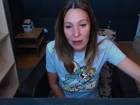 Snapshot of hannaha chatting on May 31, 7:26 pm hannaha online show from May 31, 7:26 pm