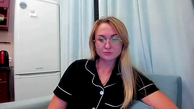 Snapshot of your_Goddess_Eva chatting on September 22, 7:05 pm your Goddess Eva online show from September 22, 7:05 pm